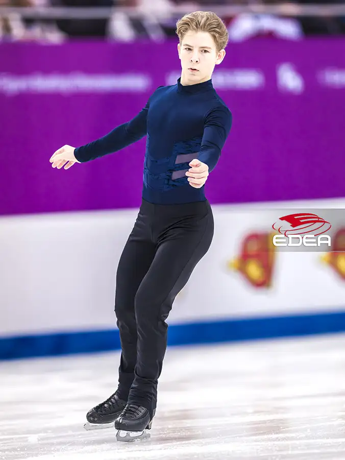 Ice Gallery Skates U.S.